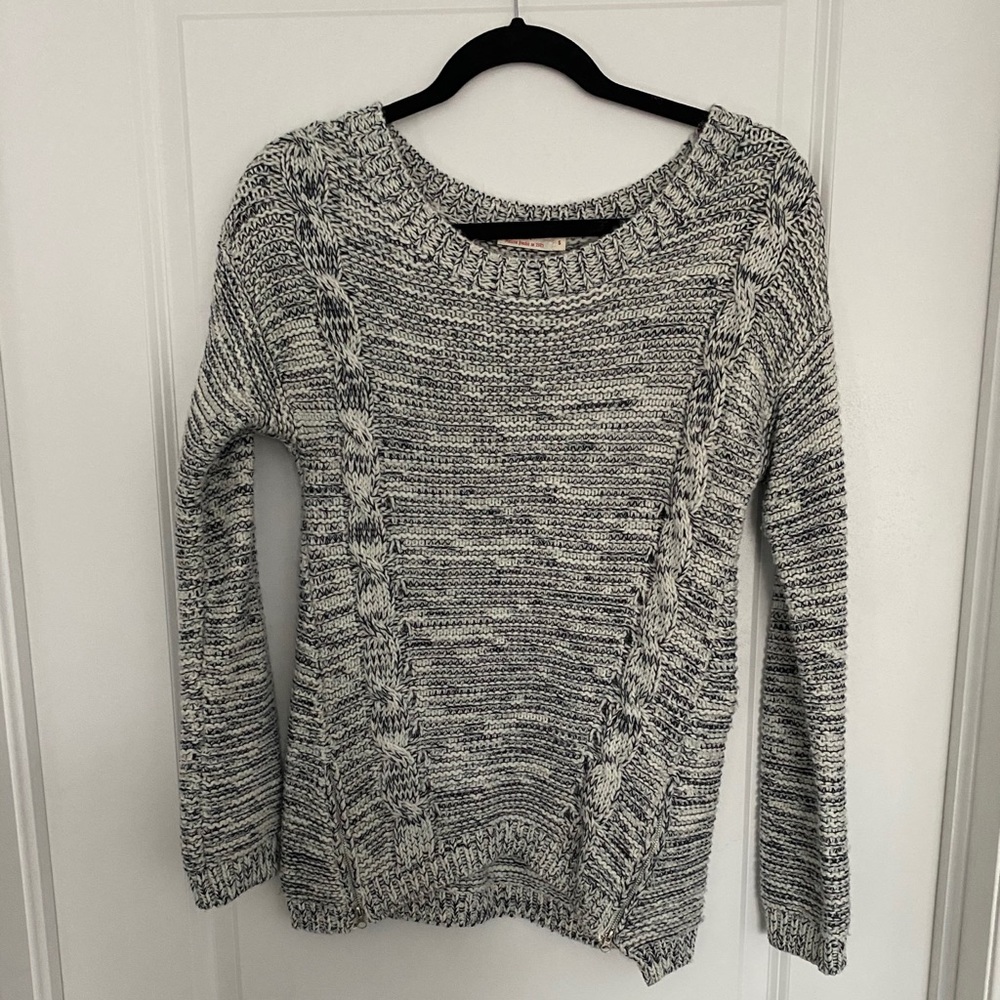 DDP chunky knit sweater in black and white - small